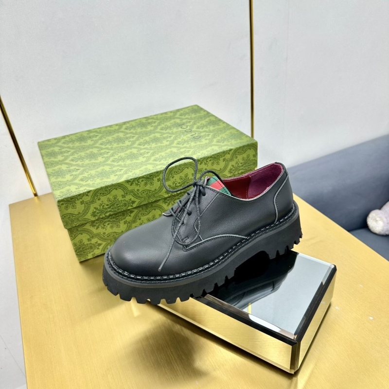 G*u*i leather shoes